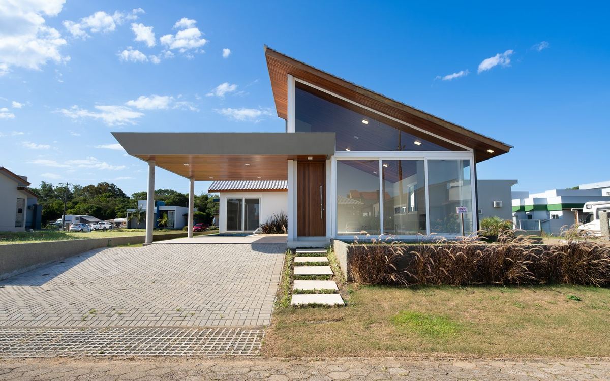 ZAUS I, casa nova à venda no Condomínio Villa Suíça, Balneário Rincão